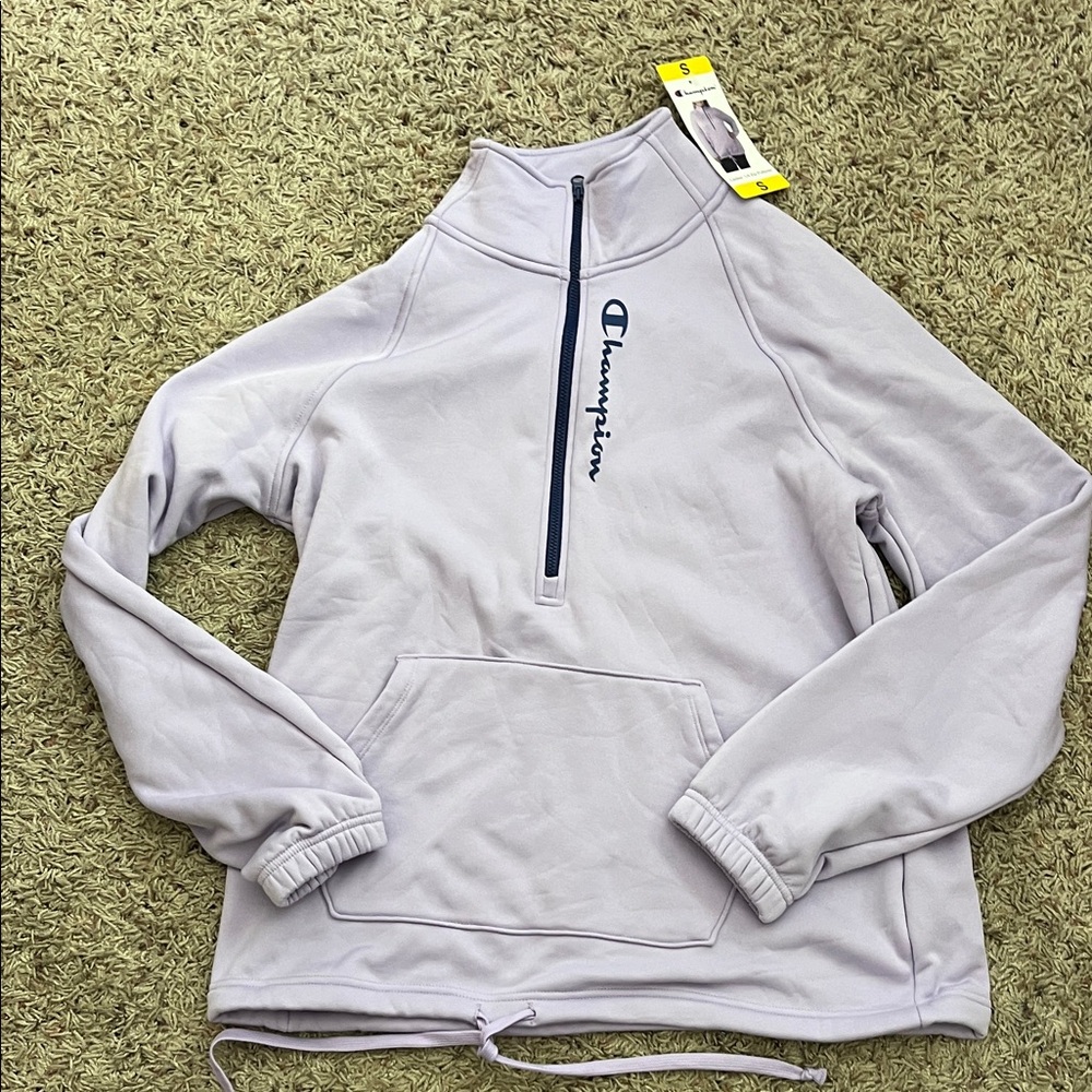 Women’s small Champion pullover
